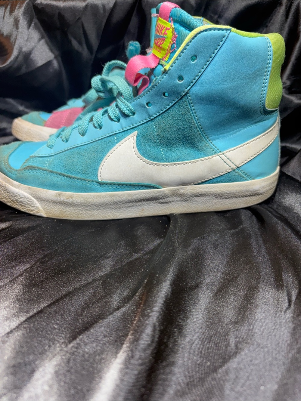 Nike Blazer Mid High-Top Sneakers Teal Pink Neon Yellow Retro Casual Shoes 7Y